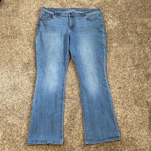 Old Navy Curvy Profile Mid Rise Jeans